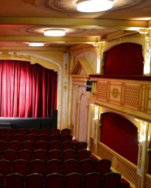 Théâtre 100 noms