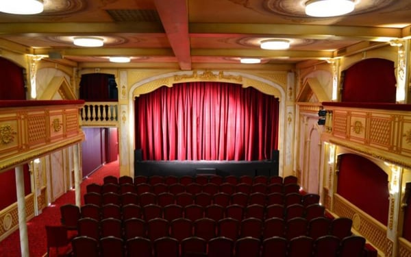 Théâtre 100 noms