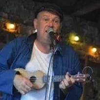 Juke, Les Aventures de Ténor de Brest