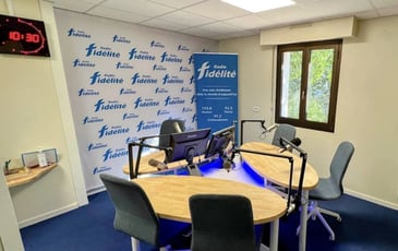 40 ans de radio de proximité : visite des studios de Radio Fidélité