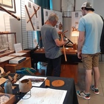 Exposition de re-créations d'instruments de navigation et d'astronomie