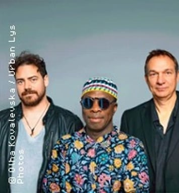 Aly Keïta Trio feat Mariam Koné
