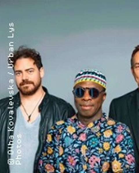 Aly Keïta Trio feat Mariam Koné