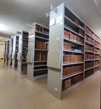 Les réserves de la médiathèque Etienne Caux