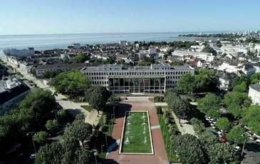 L'hôtel de ville de Saint-Nazaire