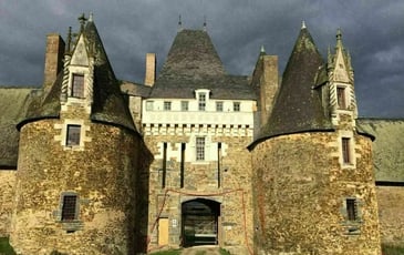 Visite du château de la Motte Glain