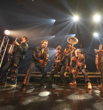 Le Toucan Magique Brousse Band