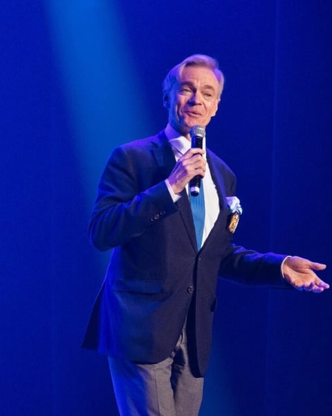 Amaury de Gonzague « Ruiné mais distingué »