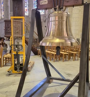 Dévoilement des 2 nouvelles cloches de l'église