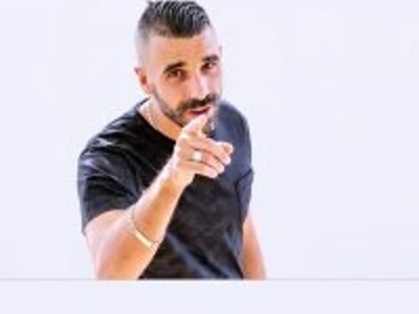 Spectacle de Yanos