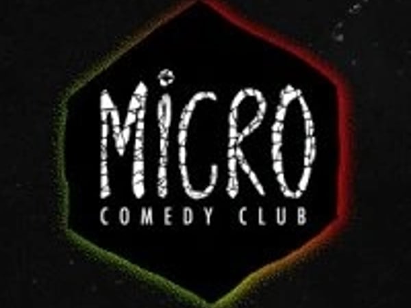 Les Plateaux, stand-up au Micro Comedy Club