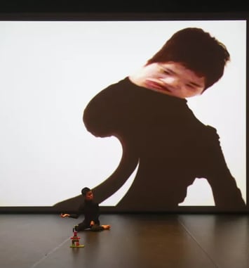 No Anger, Quasimodo aux miroirs