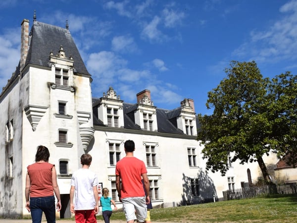 Exposition Château d'Ancenis Regards Croisés